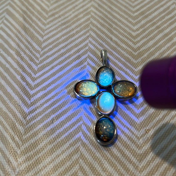 Sterling Amber Cross Pendant - Picture 6 of 7